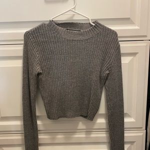 Grey Brandy cropped sweater